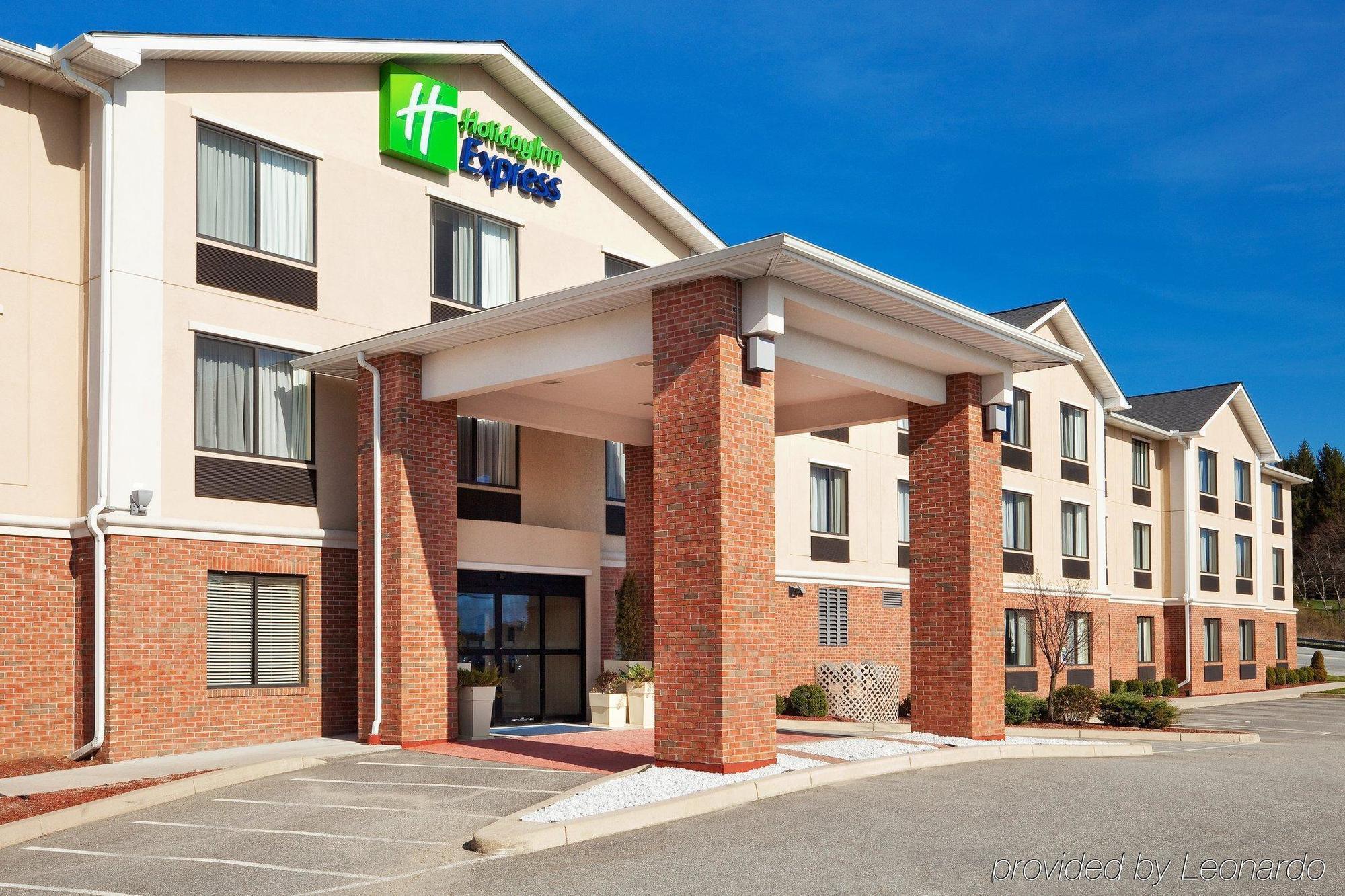 Hotel La Quinta By Wyndham Norwich-Plainfield-Casino Exterior foto